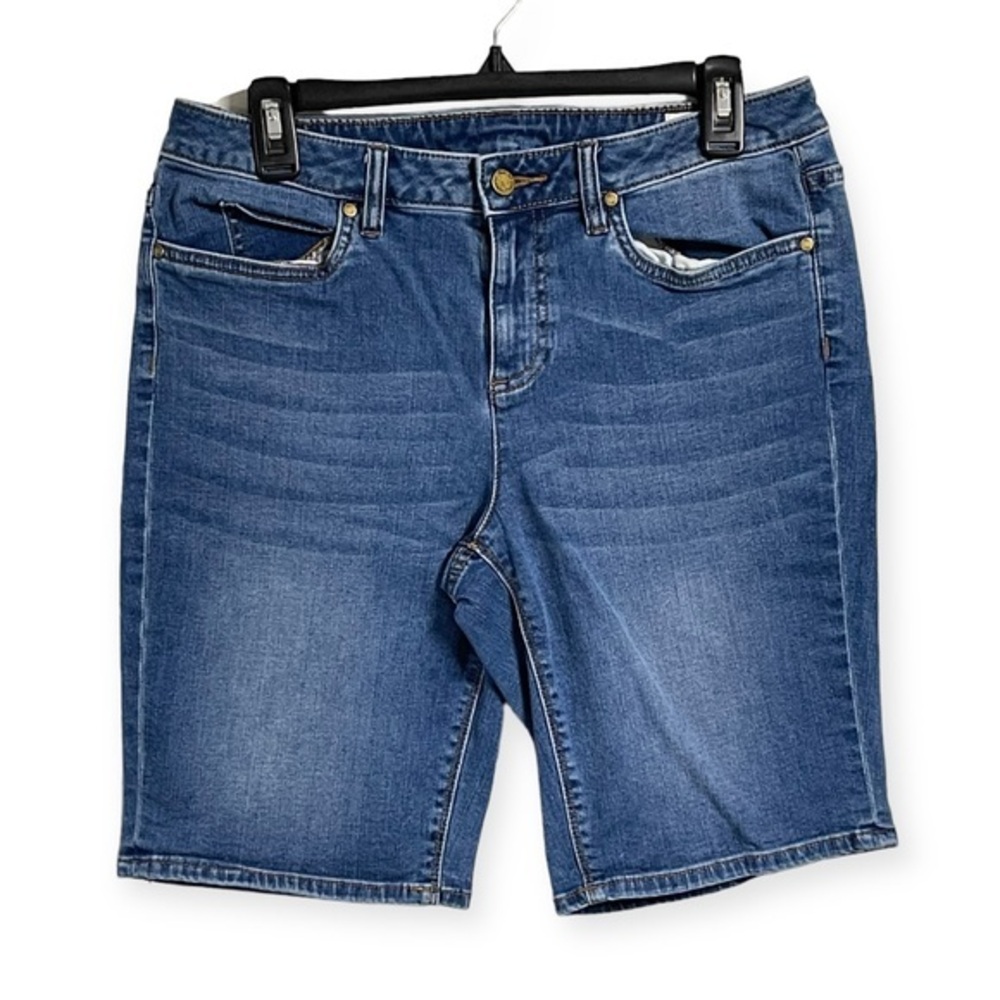 Two by Vince Camuto Bermuda Jean Shorts Size 30/10. 10” Inseam